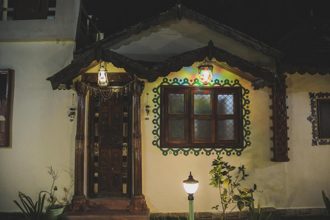 Shyam Home Stay Bhuj Buitenkant foto