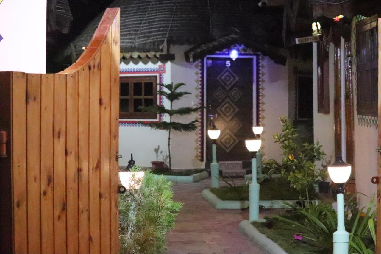 Shyam Home Stay Bhuj Buitenkant foto