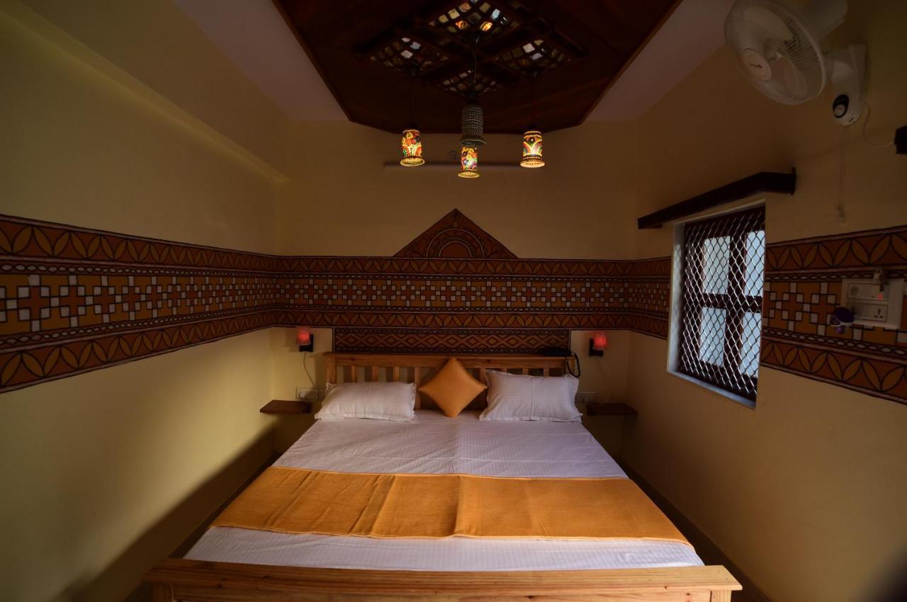 Shyam Home Stay Bhuj Buitenkant foto