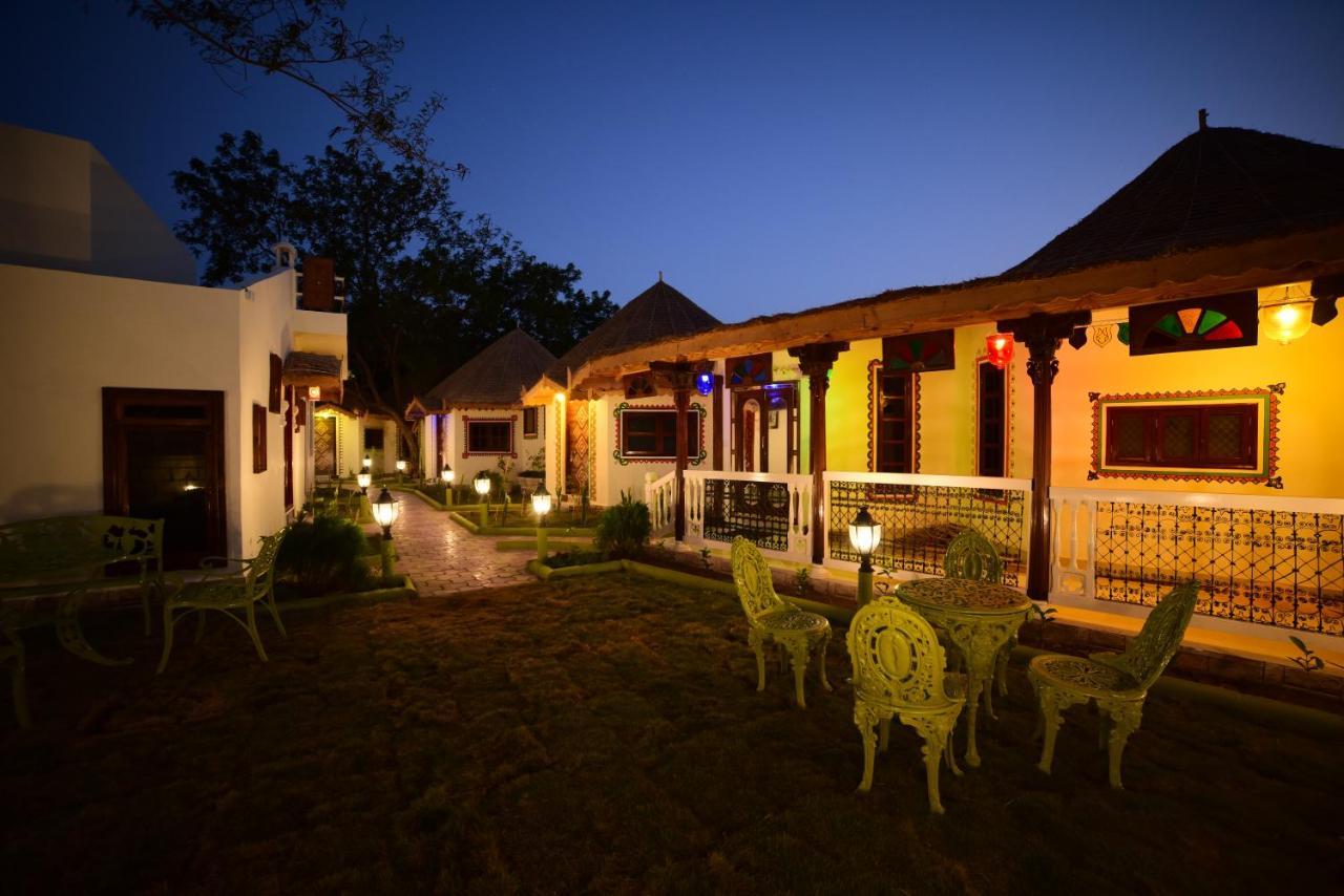 Shyam Home Stay Bhuj Buitenkant foto