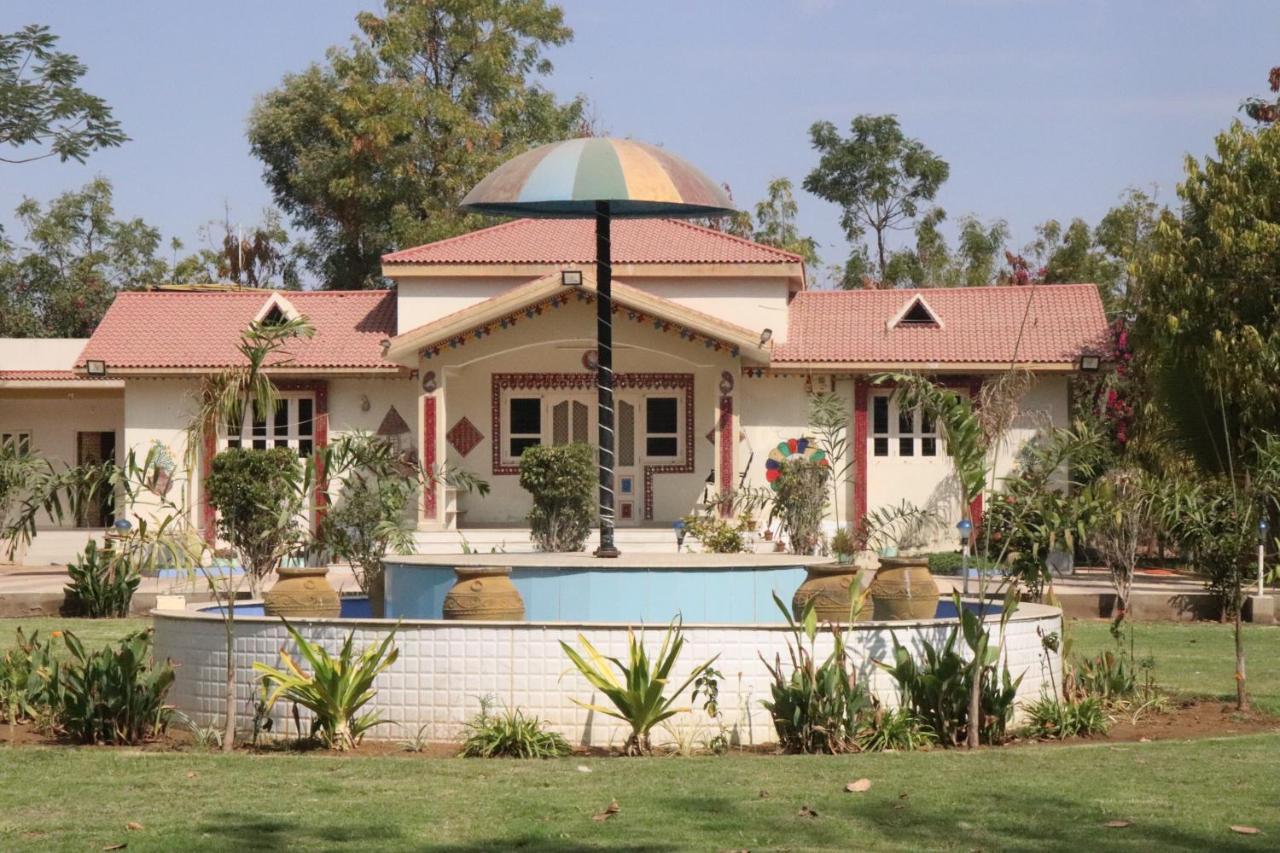Shyam Home Stay Bhuj Buitenkant foto